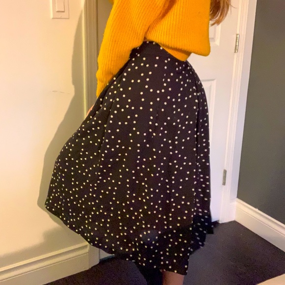 Polka dot summer skirt - Picture 1 of 7